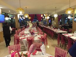 Delora Hotel and Suites