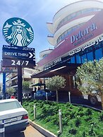 Delora Hotel and Suites