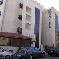 Sohol Al Karmil Suites