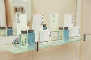 Adagio Renaissance Hotel