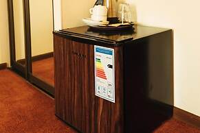 Adagio Renaissance Hotel