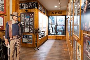 Red Cliffs Lodge Moab