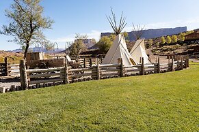 Red Cliffs Lodge Moab