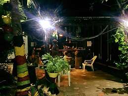 Posada Come So In The Bush