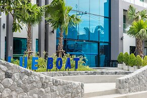 Blue Boat Hotel JC