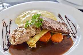 Harrys Hotel, Bar & Restaurant