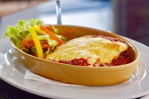 Harrys Hotel, Bar & Restaurant