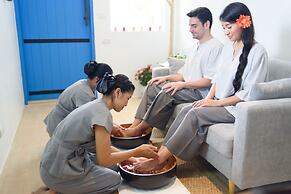 Costa Village Bangsaray