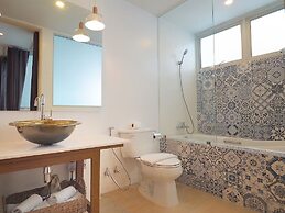 Costa Village Bangsaray