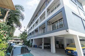 OYO 75389 Pandora house