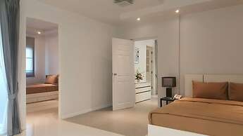 The Sriracha Residence