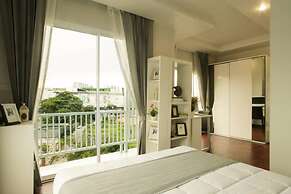 The Sriracha Residence