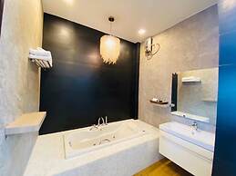 Belong Jin The Dam Hotel & Resort