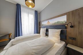 Smart Stay Hotel Station