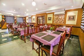 FabHotel Metro Manor Central Station