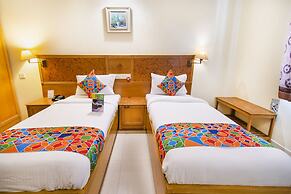 FabHotel Metro Manor Central Station