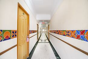 FabHotel Metro Manor Central Station