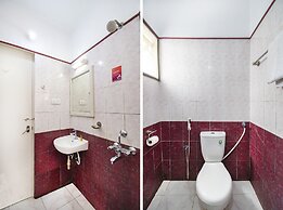 FabHotel Metro Manor Central Station