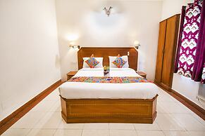 FabHotel Metro Manor Central Station