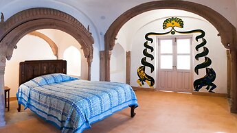 Neemrana's Tijara Fort Palace