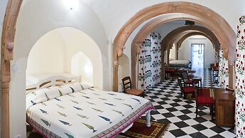 Neemrana's Tijara Fort Palace