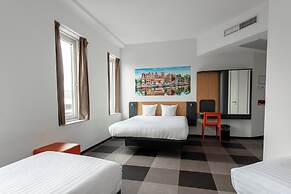 easyHotel Amsterdam Arena Boulevard