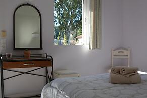 Aloni Studios & Apartments