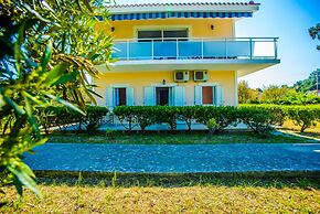 Aloni Studios & Apartments