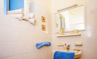 Aloni Studios & Apartments