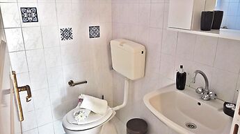 Aloni Studios & Apartments