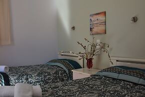 Aloni Studios & Apartments