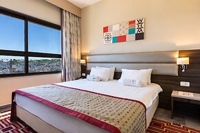 Ramada by Wyndham Nazareth