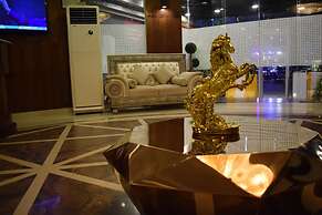 Hilton Suites
