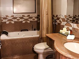 Hilton Suites