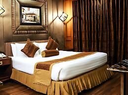 Hilton Suites