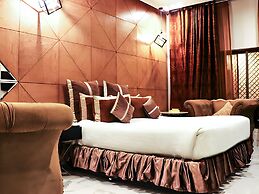 Hilton Suites