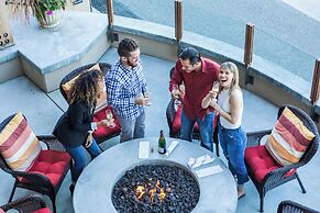 The Lodge at Columbia Point