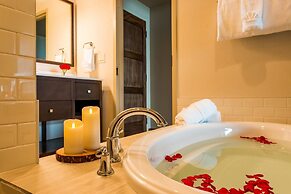 The Lodge at Columbia Point