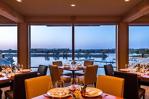 The Lodge at Columbia Point