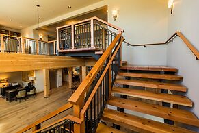 The Lodge at Columbia Point