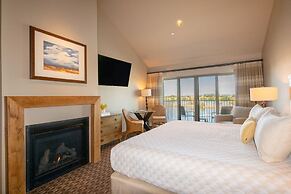 The Lodge at Columbia Point