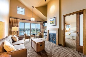 The Lodge at Columbia Point