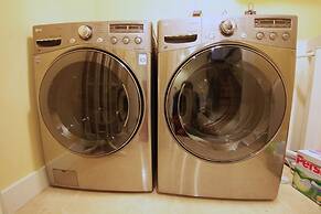 Kitsilano Home 2 Home