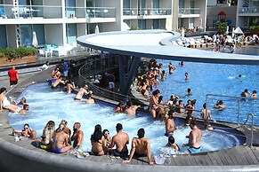 Whitelace Hotel Resort & Spa