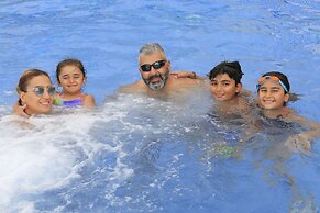 Whitelace Hotel Resort & Spa