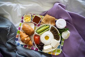 Whitelace Hotel Resort & Spa