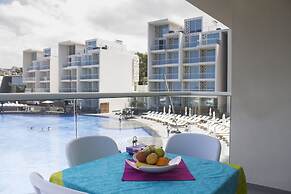 Whitelace Hotel Resort & Spa