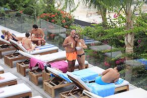 Whitelace Hotel Resort & Spa