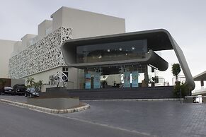 Whitelace Hotel Resort & Spa