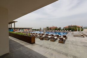 Whitelace Hotel Resort & Spa